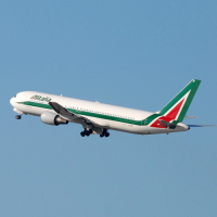 Alitalia częściowo kasuje loty z Warszawy do Rzymu