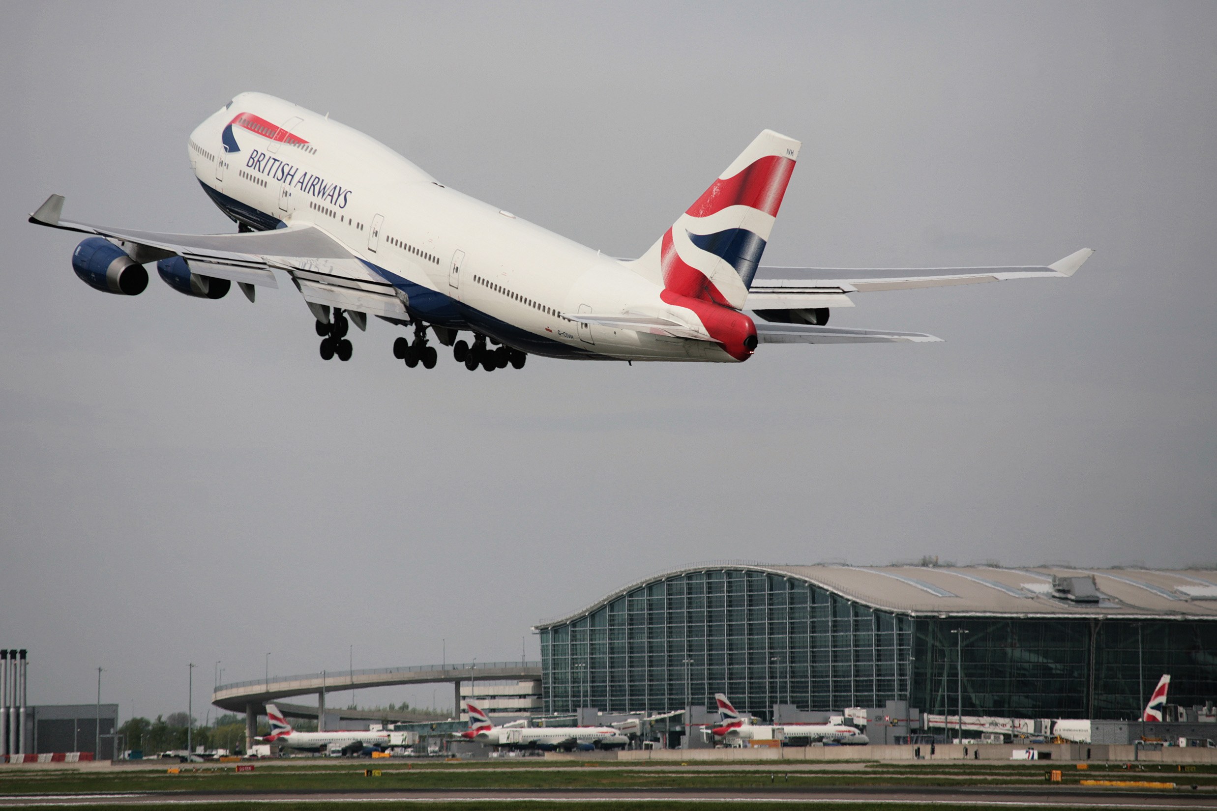 British Airways przedłuża promocję lotów z Polski