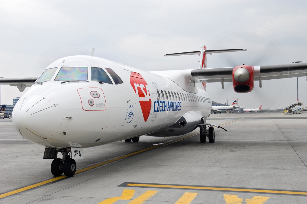 Czechy: sąd ogłosił upadłość linii lotniczych CSA