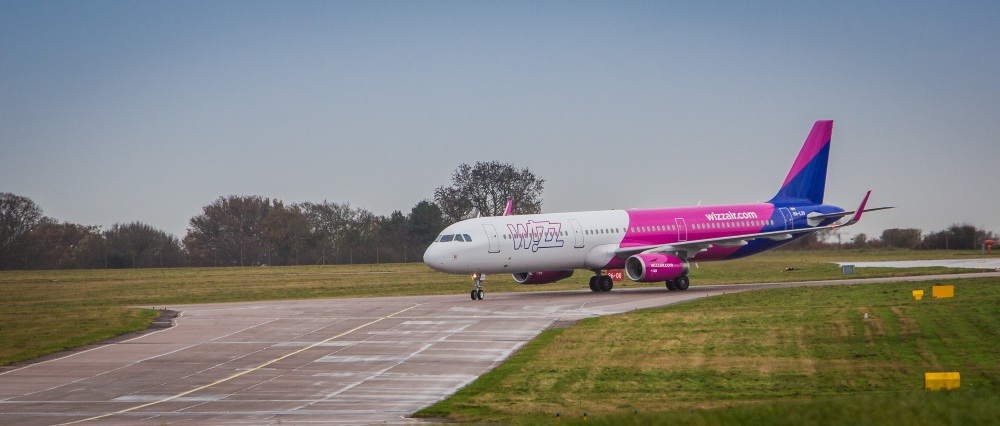 Wizzair-A321-official-FA_20151124_0354