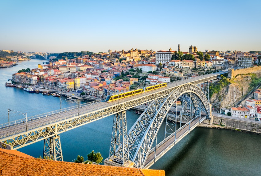 Porto ze Stolicy już od 158 PLN w dwie strony