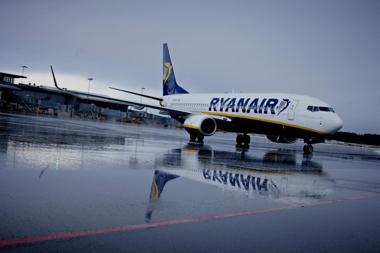 Ryanair zwróci za utracone hotele, zaproponuje loty innych przewoźników i nie tylko!