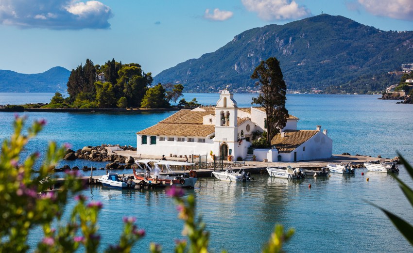 Korfu: tańsze loty jeszcze w maju!