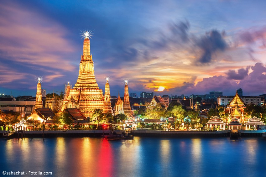 Bangkok Tajlandia Wat Arun night view Temple in bangkok, Thailand