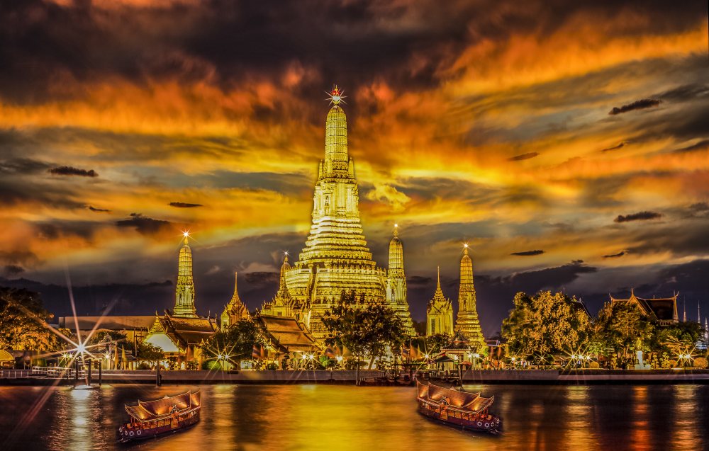 Landscape of River and Arun Temple in Bangkok city in fesival night time