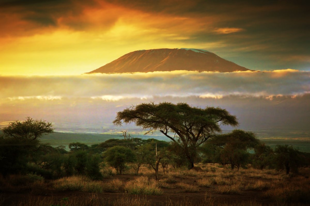Tanzania-kilimandzaro-afryka-Depositphotos_20386455_original-1200x800px