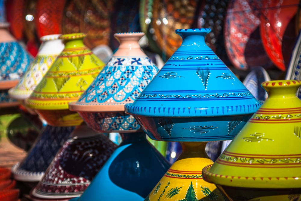 Maroko tadziny Tajines in the market, Marrakesh,Morocco