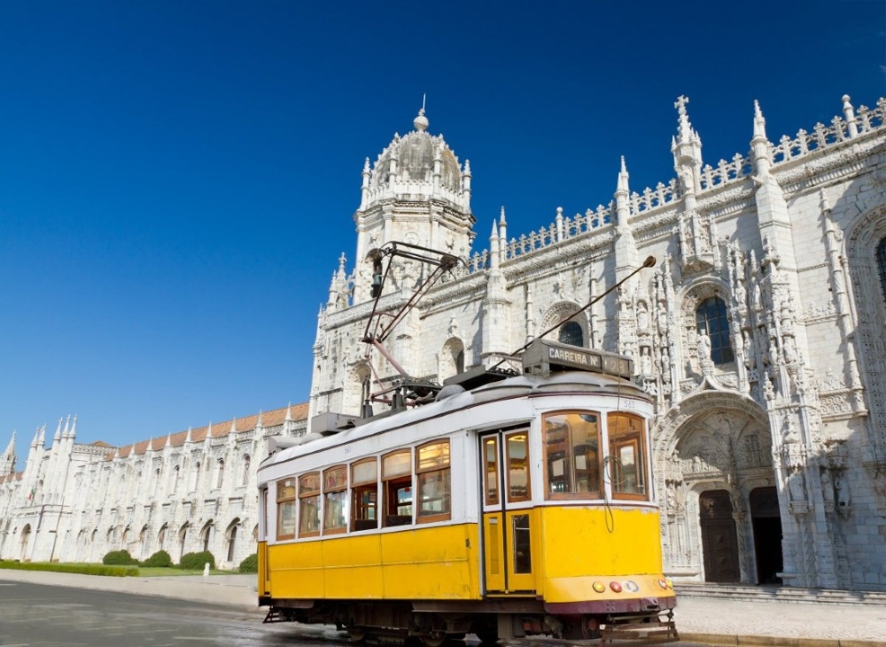 Lizbona bezpośrednio z Polski. Okazja od TAP Portugal