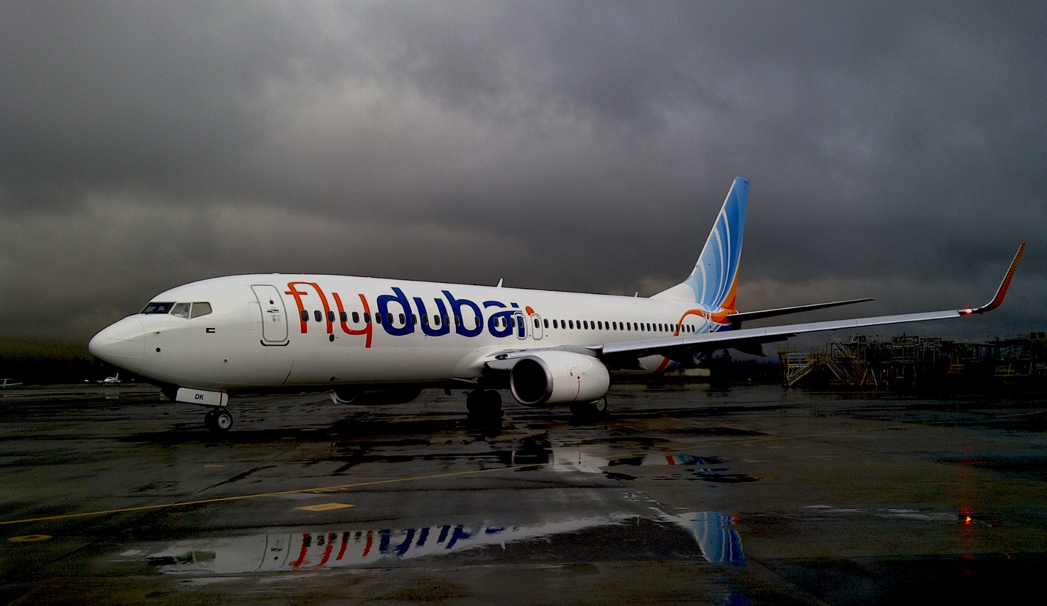 Końcówka promocji flydubai z Polski – mamy kalendarze z cenami lotów