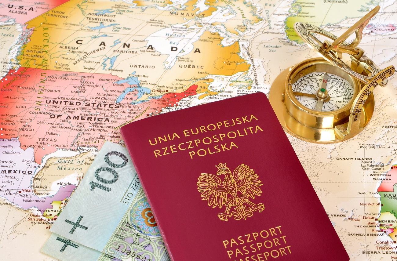 Siła paszportu – które miejsce w światowym rankingu zajmuje polski paszport?