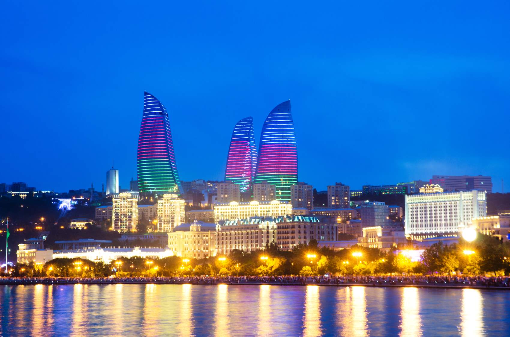 Walentynkowa promocja: Azerbejdżan bezpośrednio w dobrej cenie (aktualizacja!)