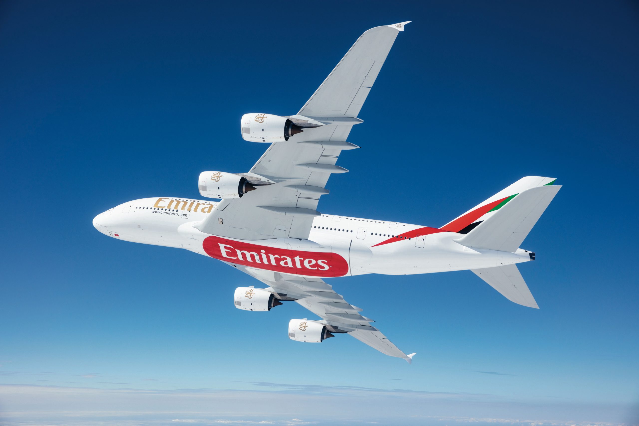 Linie Emirates zwiększają liczbę połączeń w okresie wakacji, by odpowiedzieć na rosnący popyt na podróże
