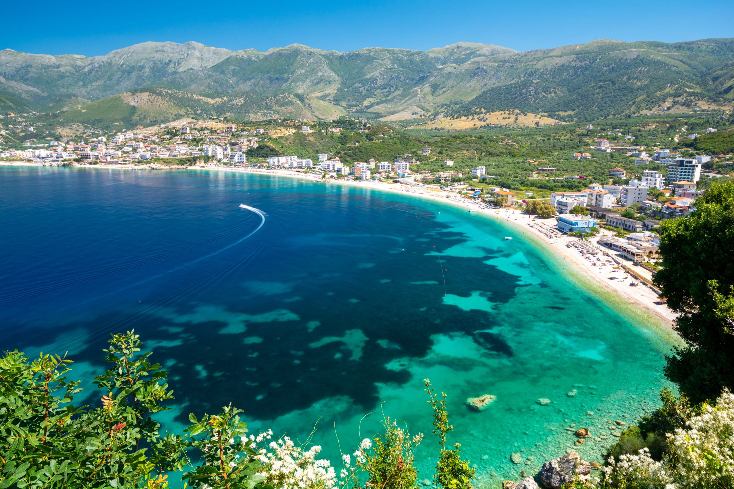 Albania w wakacje. Przykładowe bezpośrednie loty Wizz Air